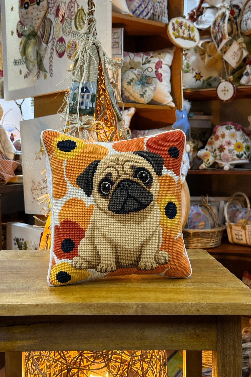 Cojín pug